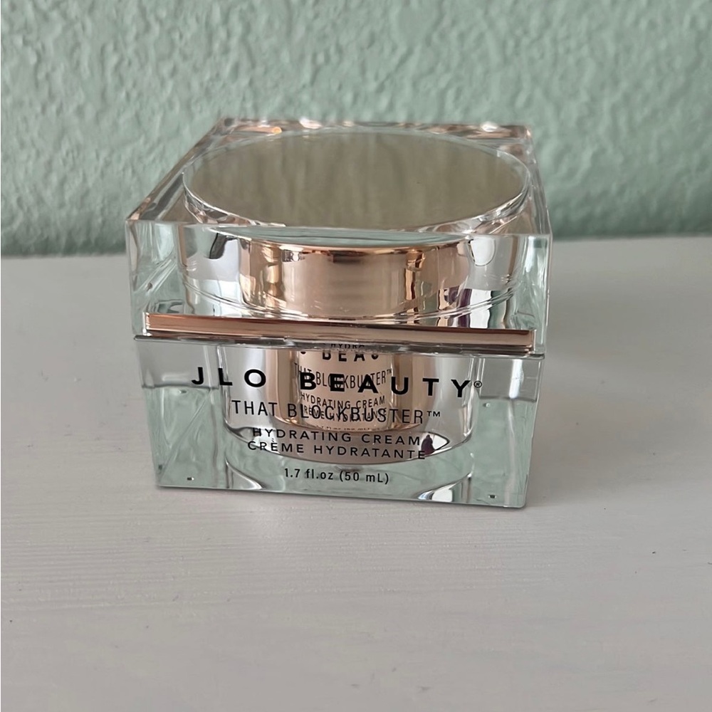 JLO Beauty hydrating cream
